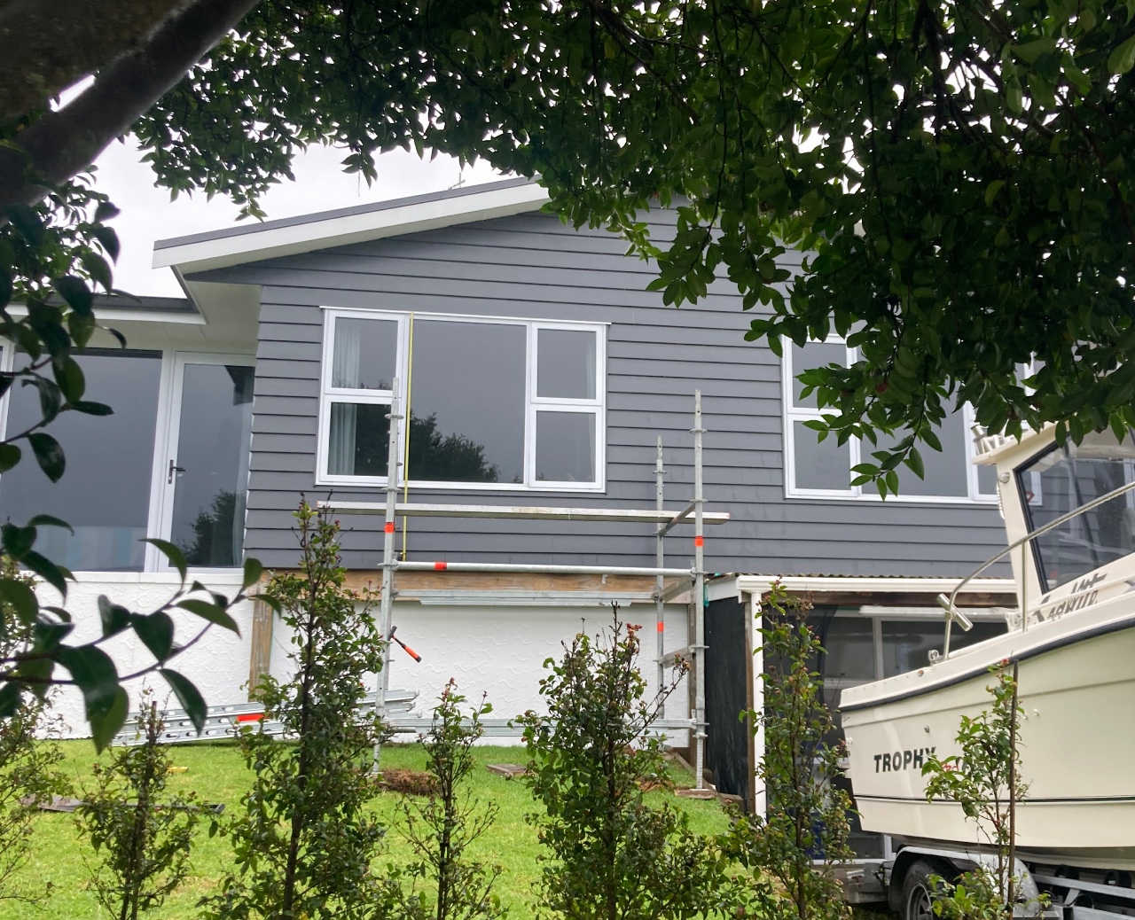 It’s worth painting with us. 