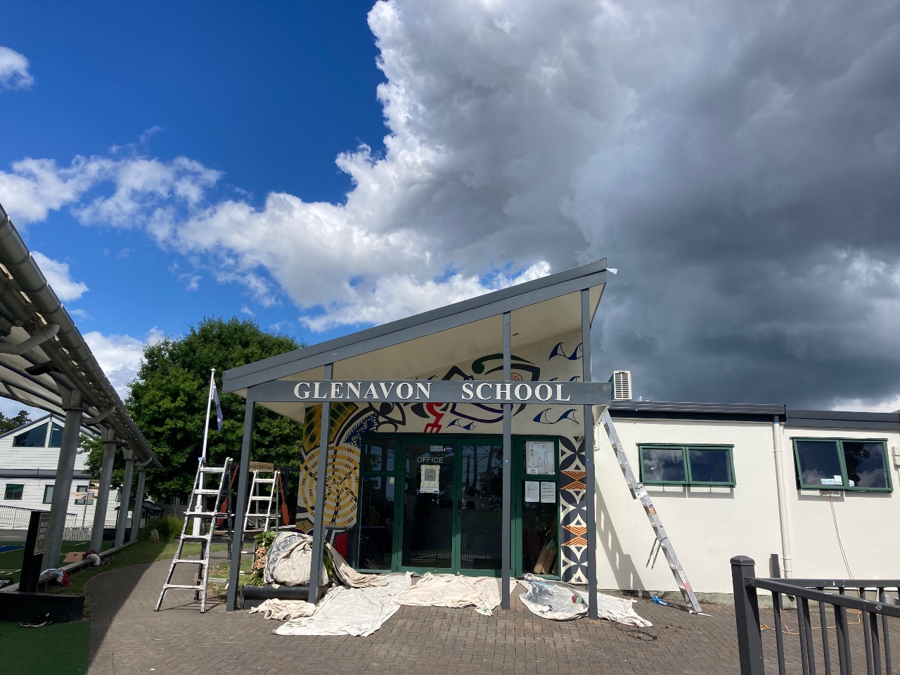 It’s worth painting with us. 