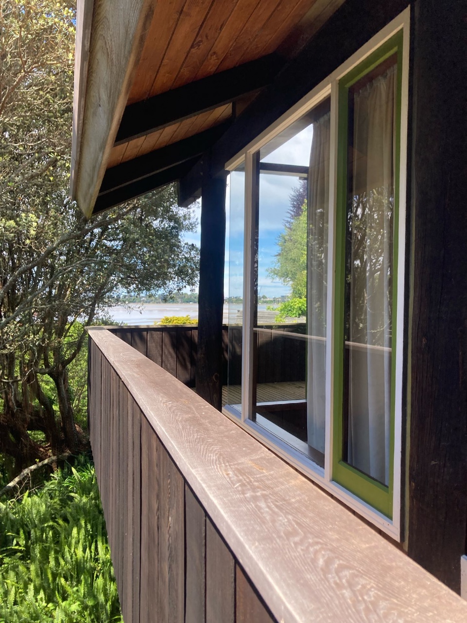 It’s worth painting with us. 